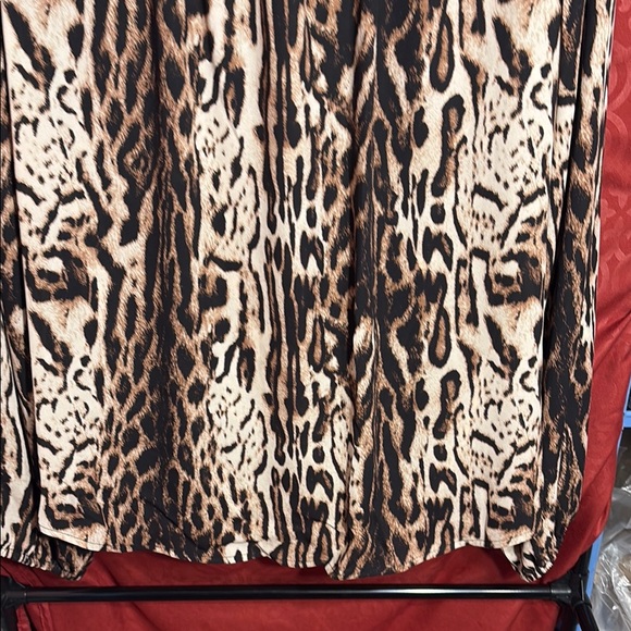 NWT INC International Concepts Women's Animal Print Blouse size L - Picture 3 of 8